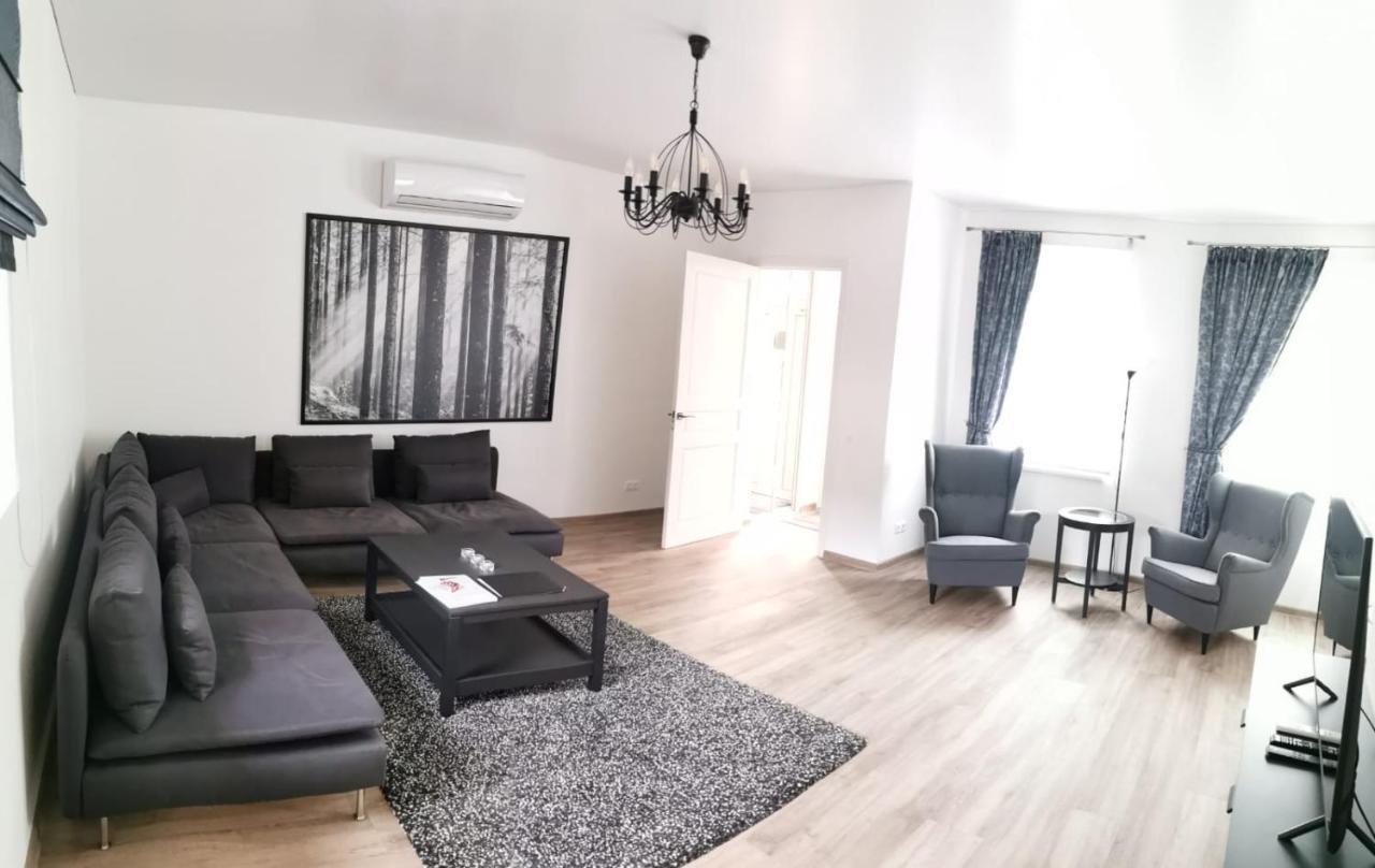 Laurentroom Central Park Укмерґє Екстер'єр фото